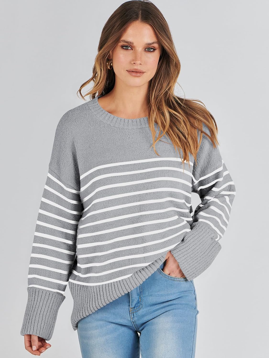 Women's Crewneck Long Sleeve Oversized Fuzzy Knit Chunky Warm Pullover Sweater Top