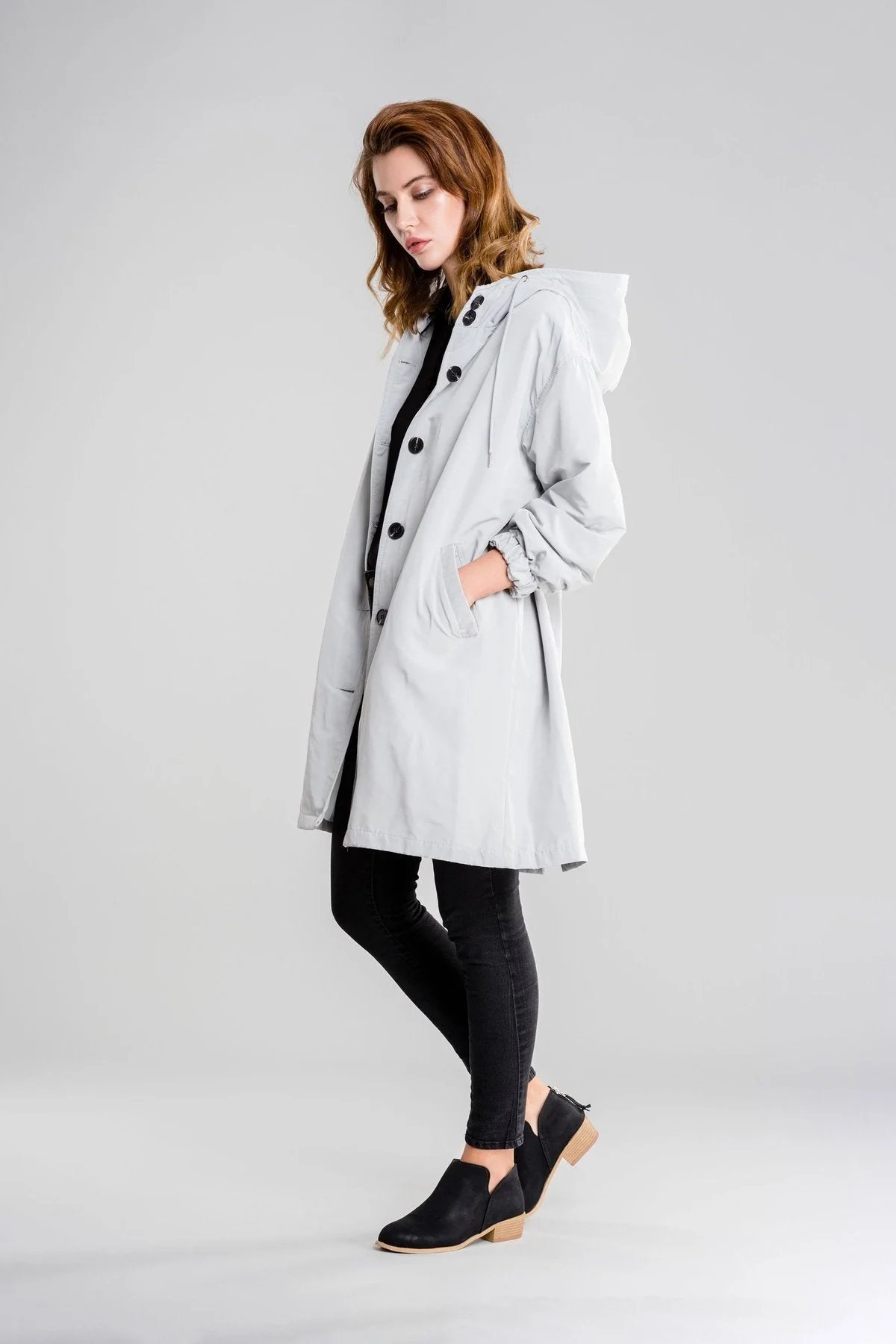 Oversized water-repellent windbreaker rain jacket with hood
